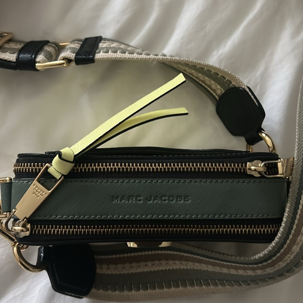 Marc Jacobs Snapshot Crossbody Bag - Picture 3 of 4